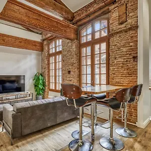  Apartment Garona - Welkeys
